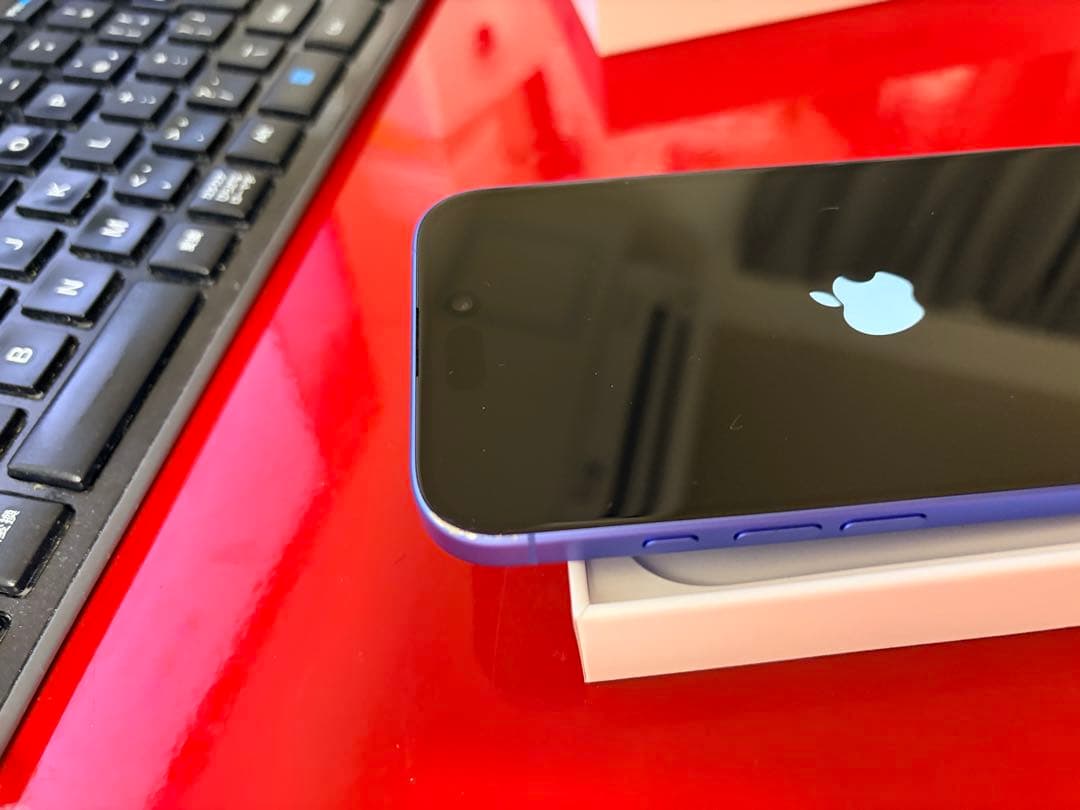 Apple iPhone 16 ウルトラマリン 本体