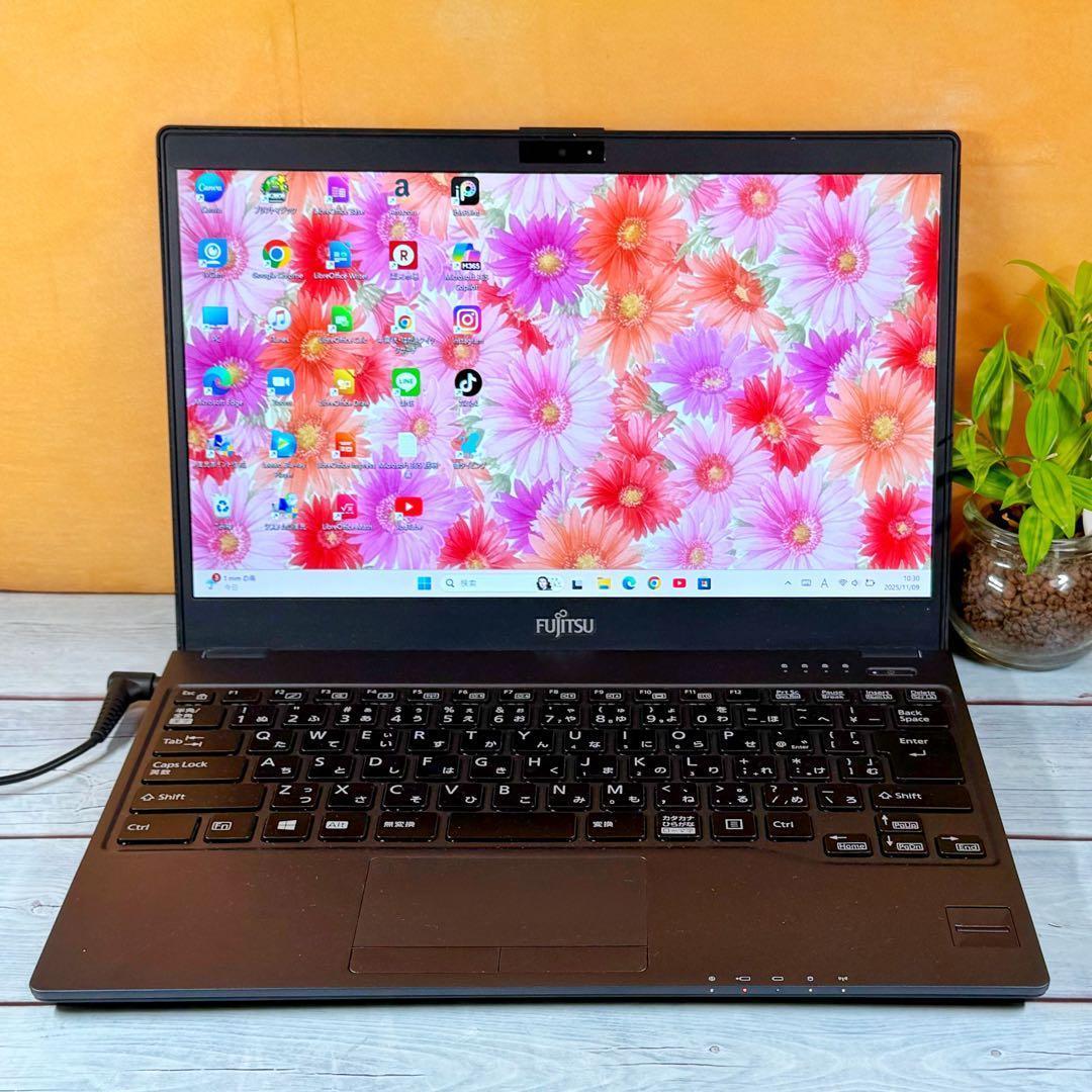 【1台限定特価❣️】薄型軽量ノートPC❣️メモリ8GB☘️SSD☘️Windows11