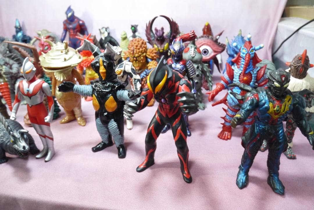 ウルトラ怪獣シリーズ　怪獣ソフビ　48体