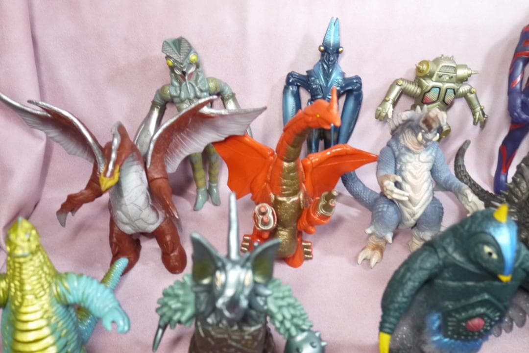 ウルトラ怪獣シリーズ　怪獣ソフビ　48体