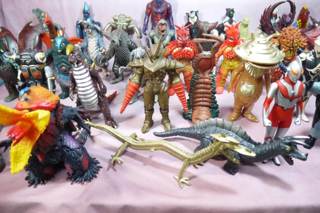 ウルトラ怪獣シリーズ　怪獣ソフビ　48体