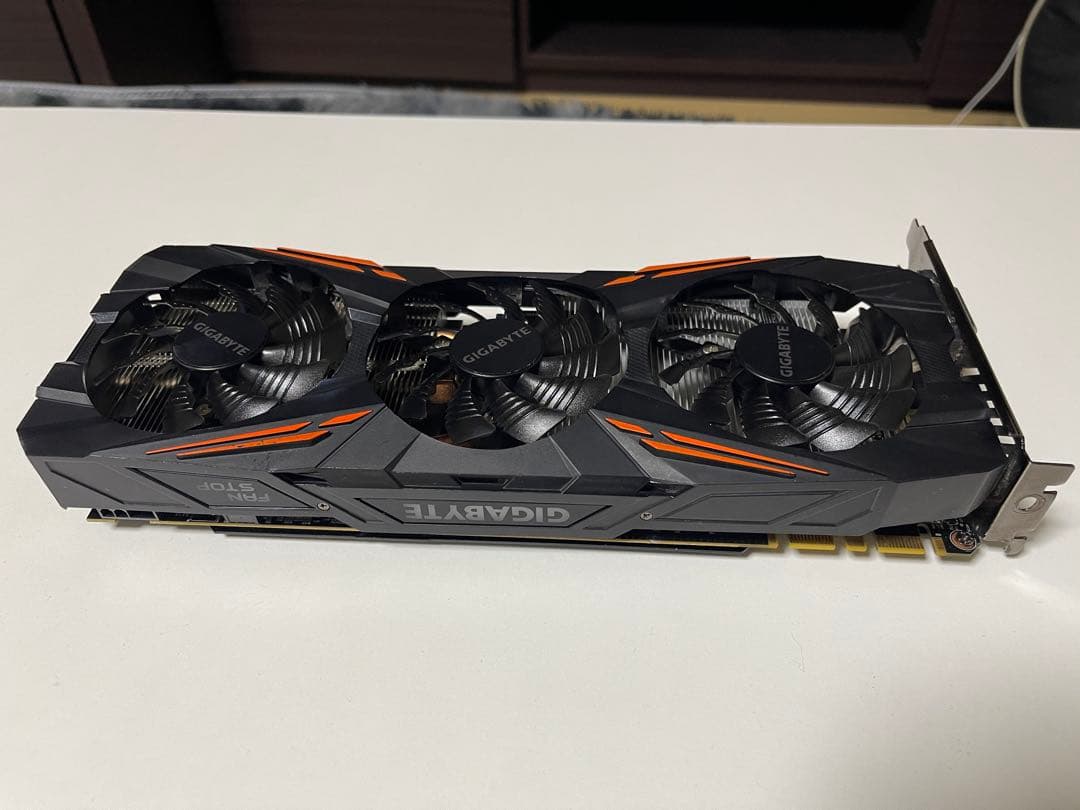 動作確認済 GIGABYTE GTX1080 グラフィックボード 空冷 3ファン