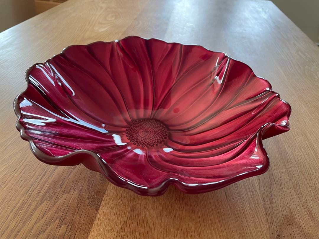 IVVマグノリア　ガラスボウル 大 赤　イヴヴ　皿　ボウル