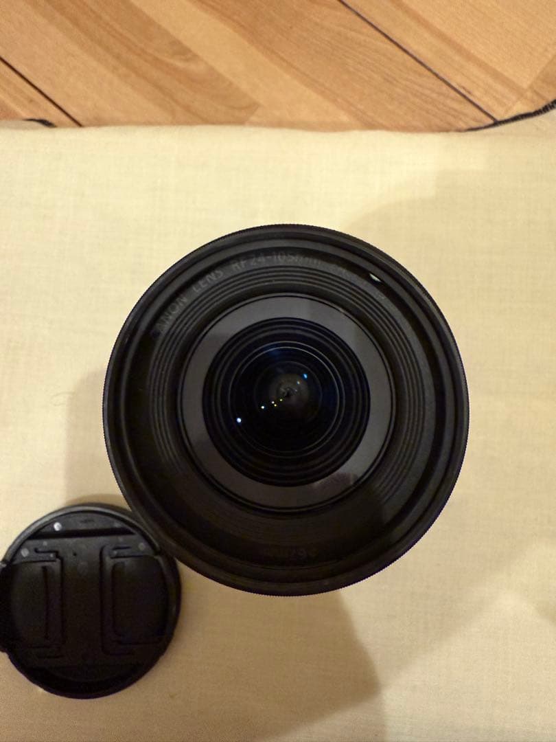 【極上美品】Canon RF 24-105mm F4-7.1 IS STM