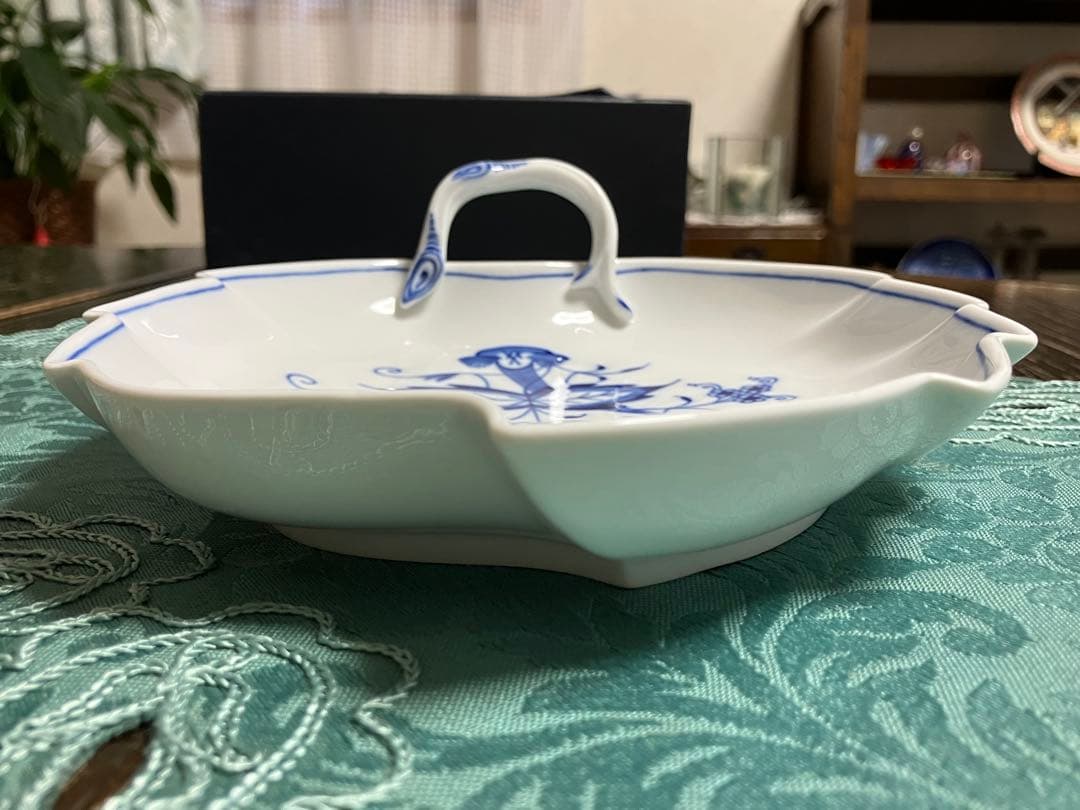 マイセン ブルーオニオン リーフディッシュ