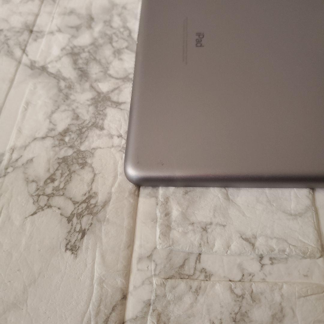 131 iPad 6世代 128GB SIMフリー スペースグレイ