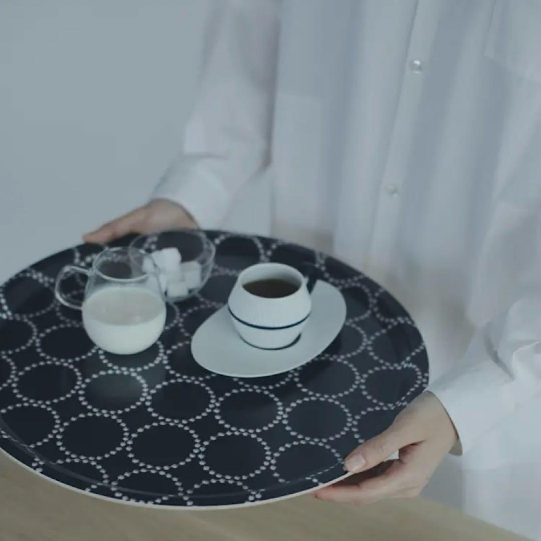 ミナペルホネン タンバリン　トレイ　ラウンド　円形　ネイビー　新品未使用