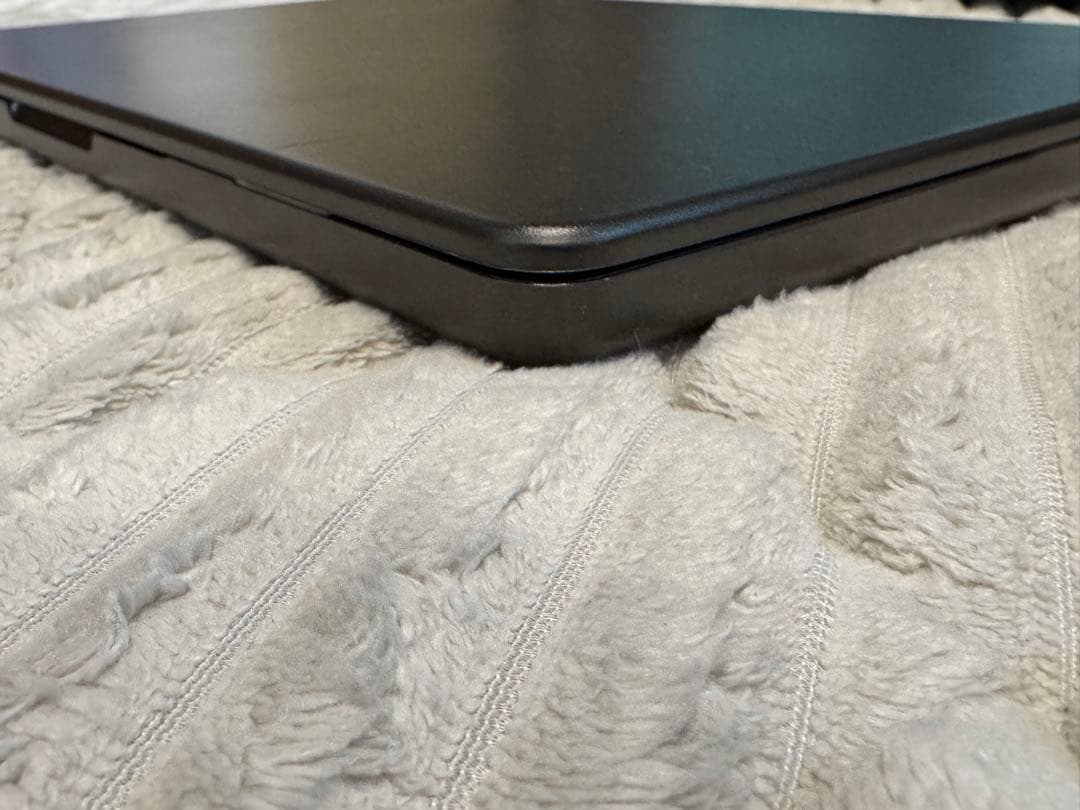 MacBook Pro 14インチM5 24GB 1TB スペースグレー 本体