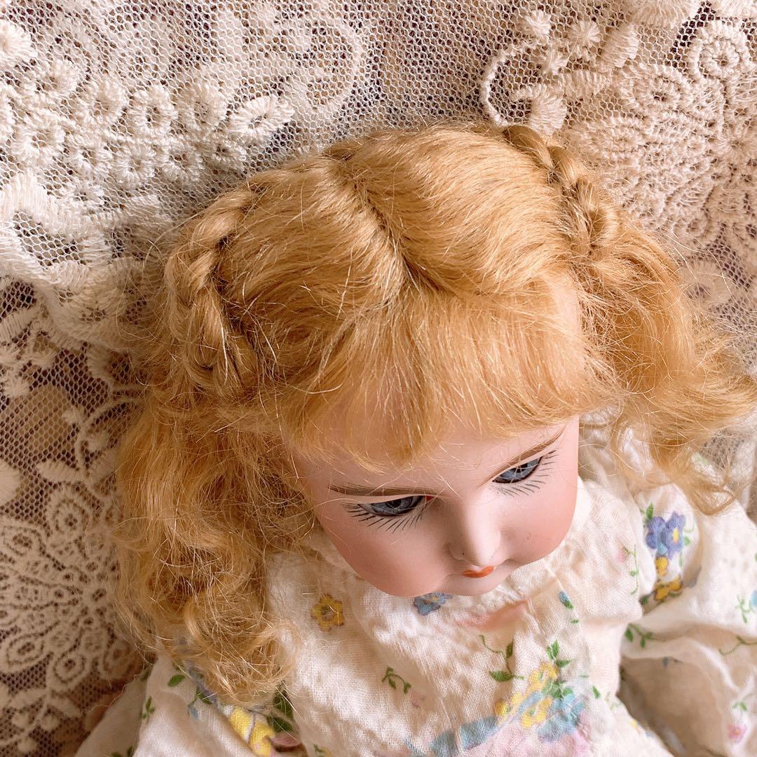 ビスクドール モヘアウィッグ ♡ サイド編み込みスタイル アッシュブロンド