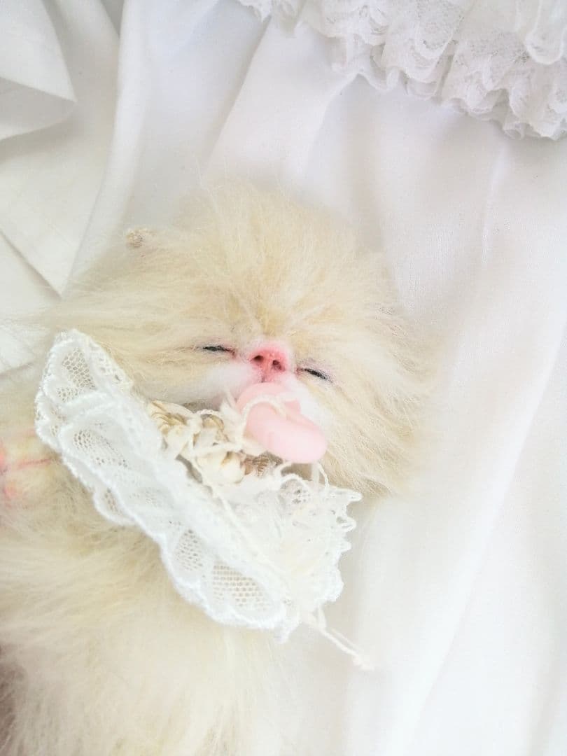 おしゃぶり♡おねむ子猫ちゃん♡ベビー♡アートドール♡ぬいぐるみ♡スタイ♡