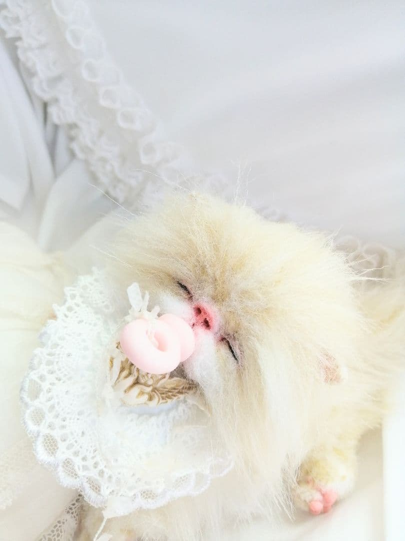 おしゃぶり♡おねむ子猫ちゃん♡ベビー♡アートドール♡ぬいぐるみ♡スタイ♡