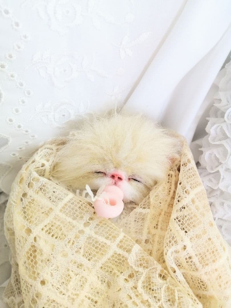 おしゃぶり♡おねむ子猫ちゃん♡ベビー♡アートドール♡ぬいぐるみ♡スタイ♡