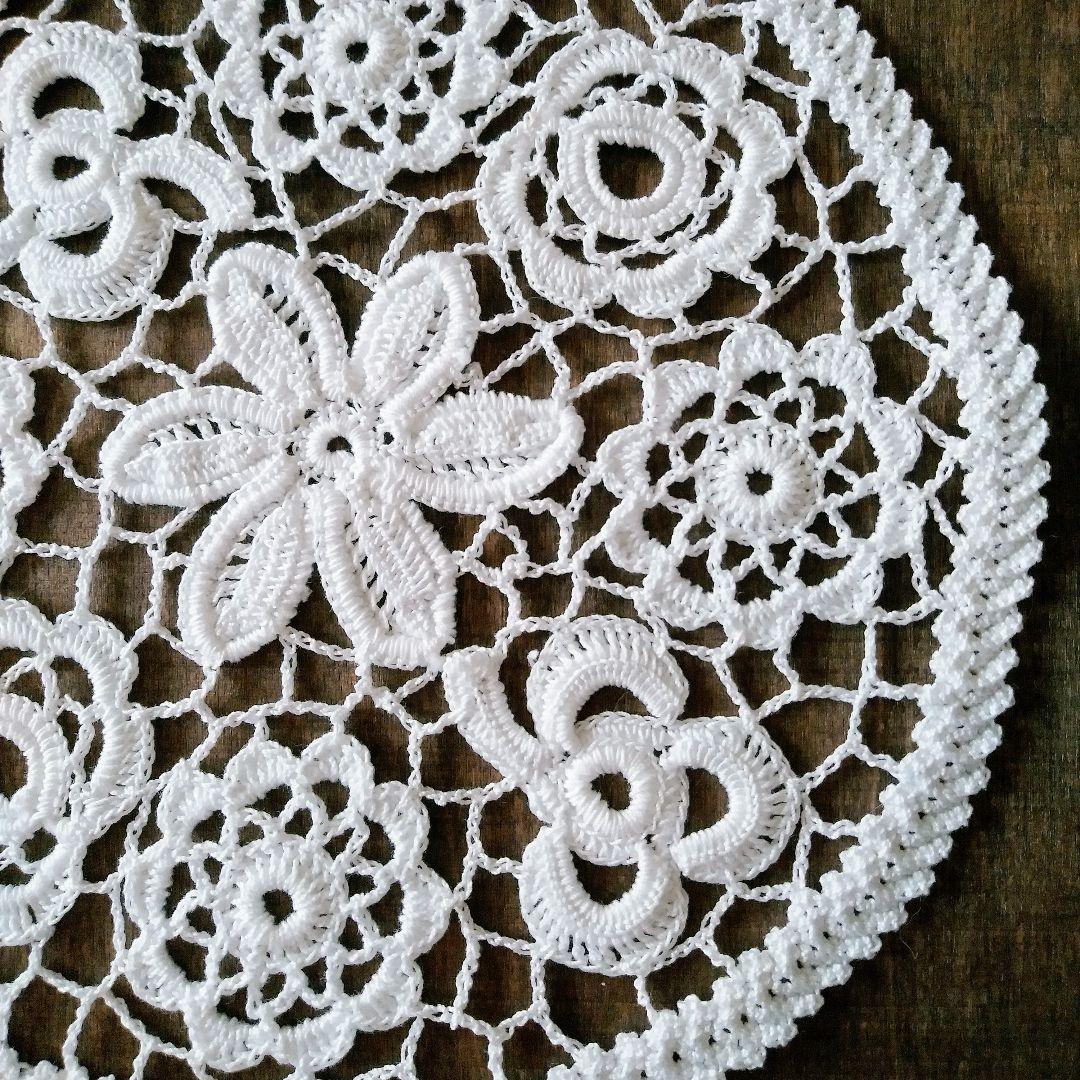 アイリッシュクロッシェ　レース編みドイリー　ハンドメイド　白　未使用　クローバー