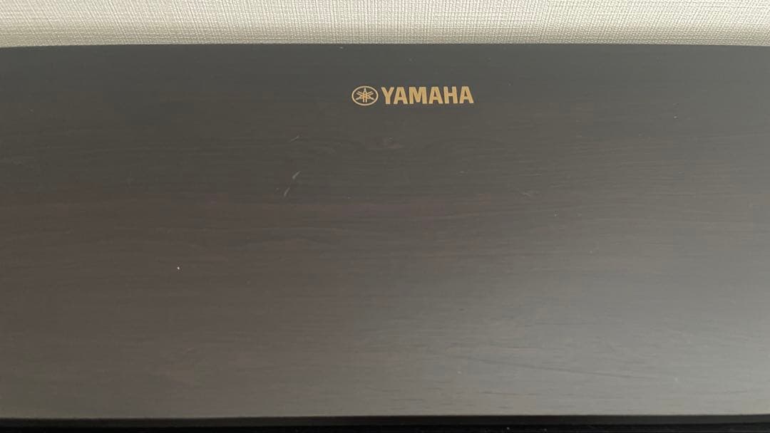 YAMAHA 電子ピアノ 黒 椅子付き　新品に近い 引き取り相談可