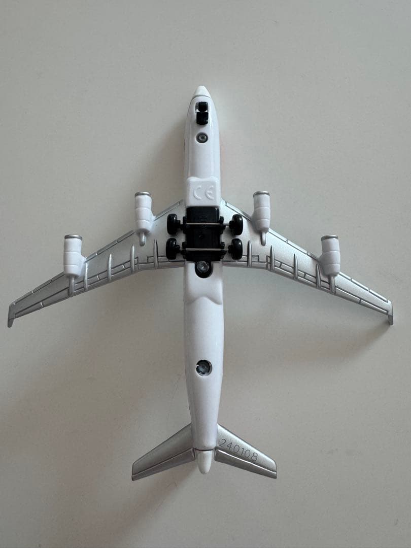 【お値下げします】エミレーツ航空 エアバスA380 9機セット　飛行機　模型