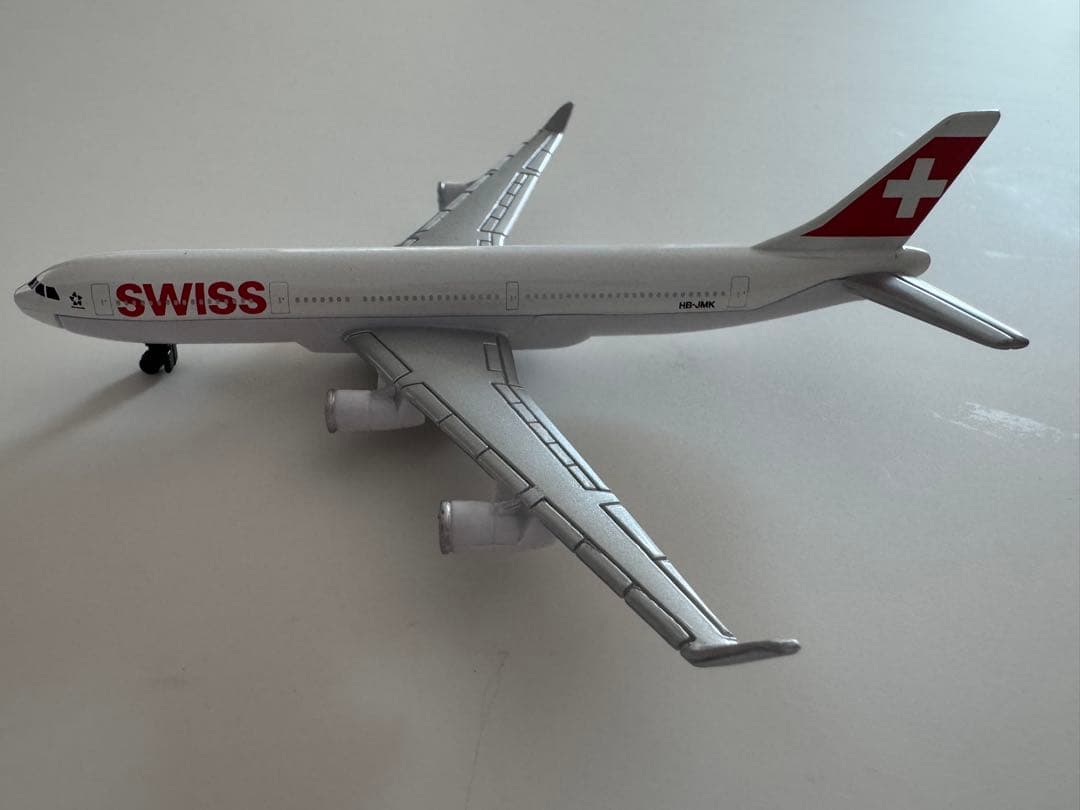 【お値下げします】エミレーツ航空 エアバスA380 9機セット　飛行機　模型