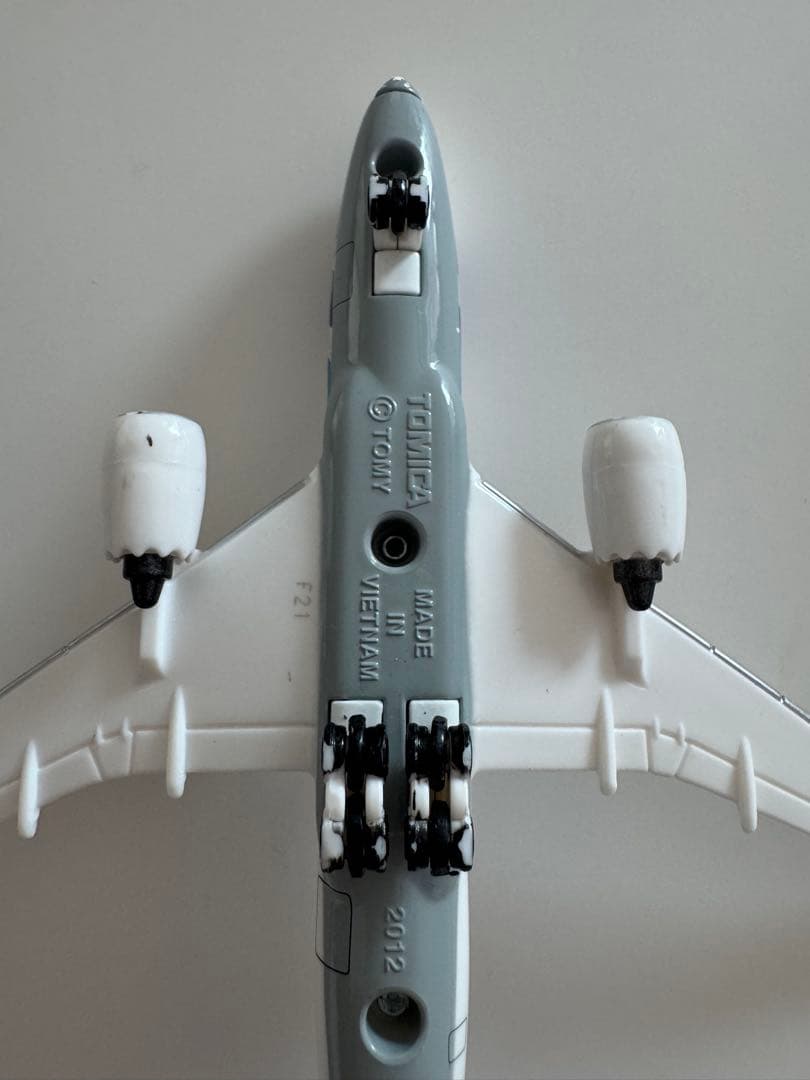 【お値下げします】エミレーツ航空 エアバスA380 9機セット　飛行機　模型