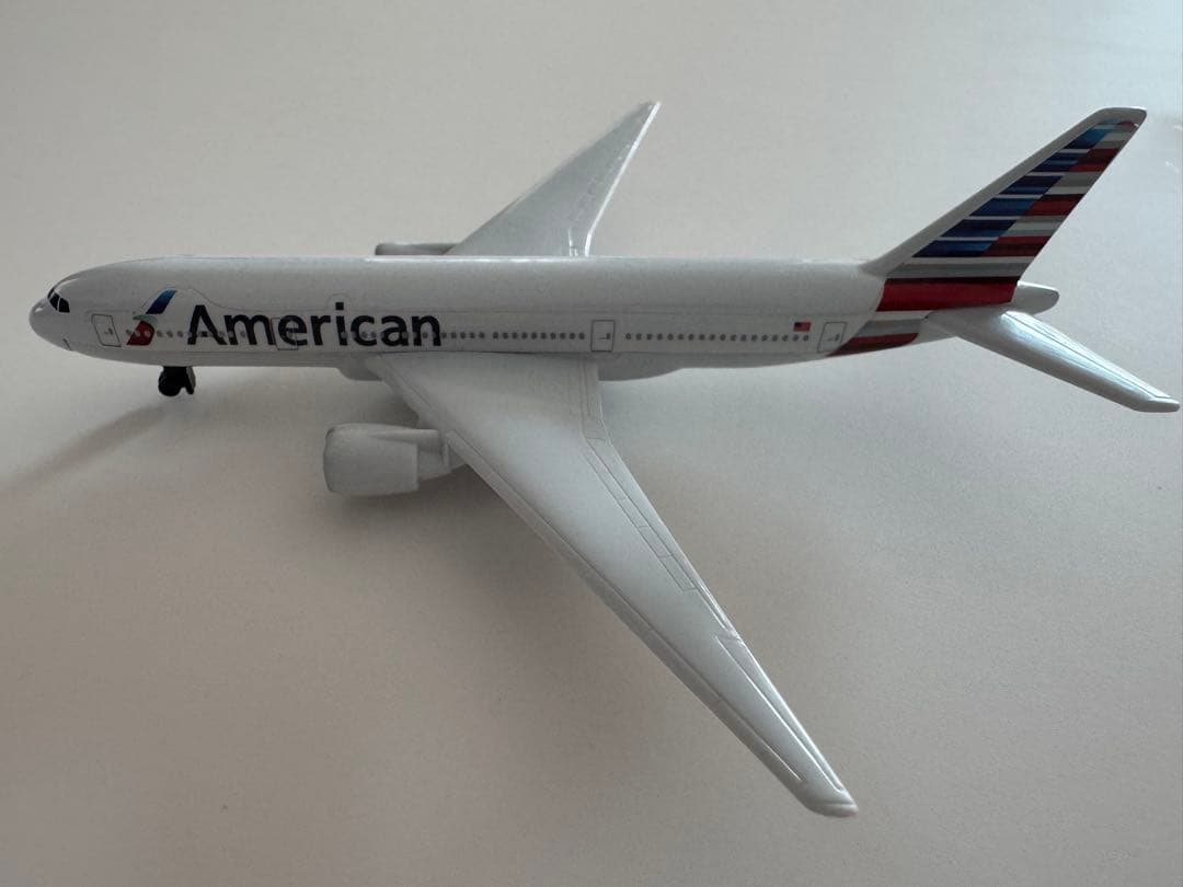 【お値下げします】エミレーツ航空 エアバスA380 9機セット　飛行機　模型