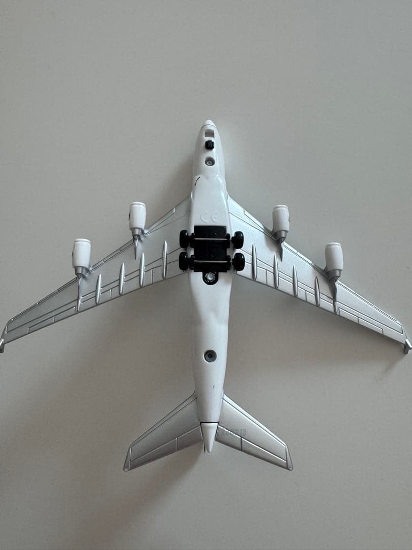【お値下げします】エミレーツ航空 エアバスA380 9機セット　飛行機　模型