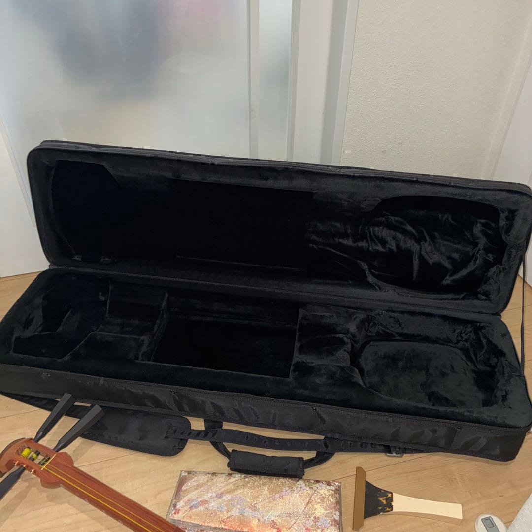 津軽三味線 金細 太棹 紅木 2本溝 綾杉彫り胴 和楽器