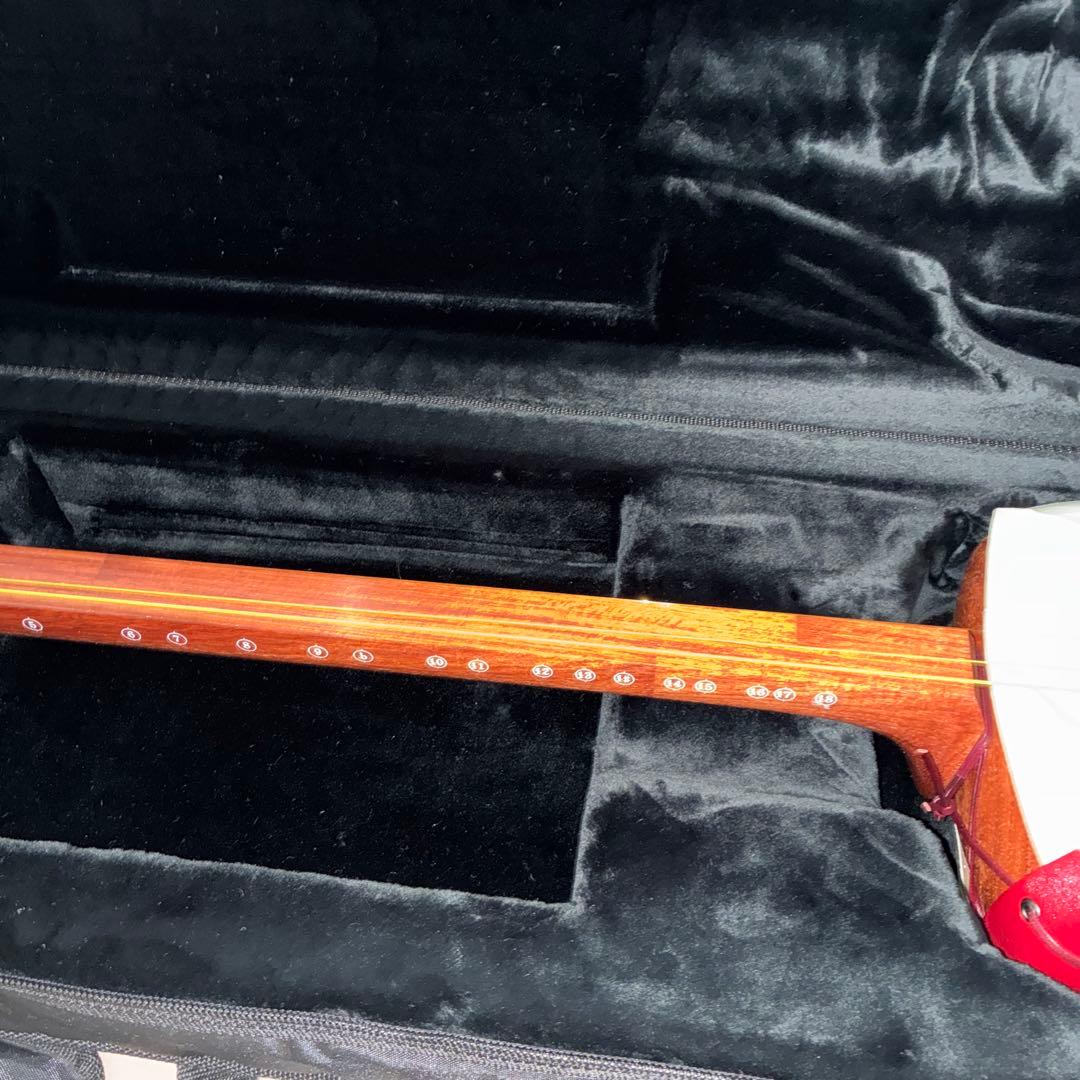 津軽三味線 金細 太棹 紅木 2本溝 綾杉彫り胴 和楽器