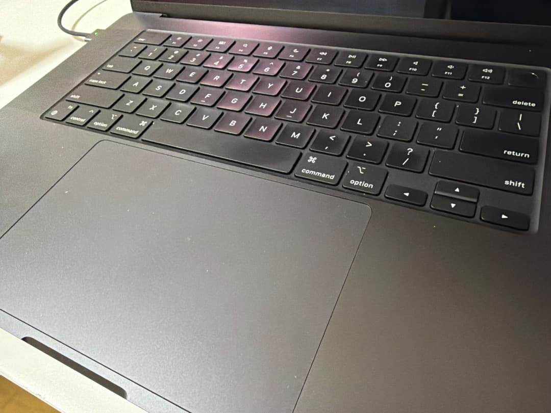 【本日販売】 MacBook Pro M4 16 インチ US