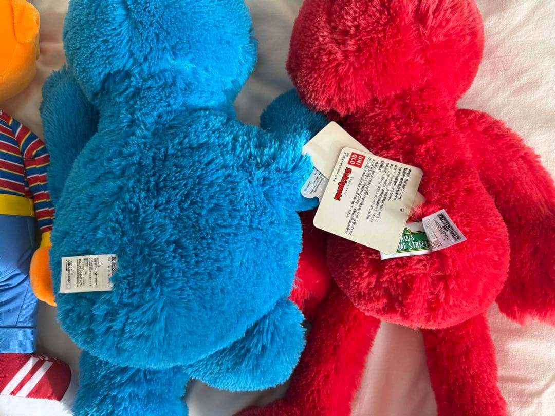 UNIQLO カウズ コラボ セサミストリート ぬいぐるみ