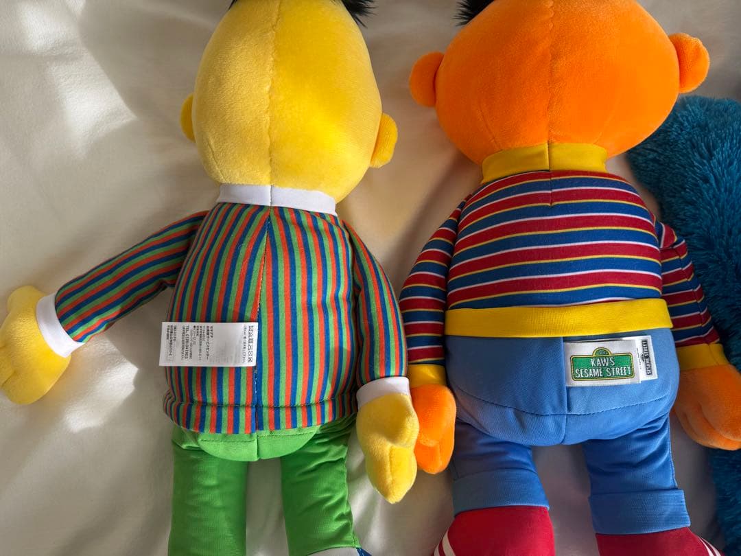UNIQLO カウズ コラボ セサミストリート ぬいぐるみ