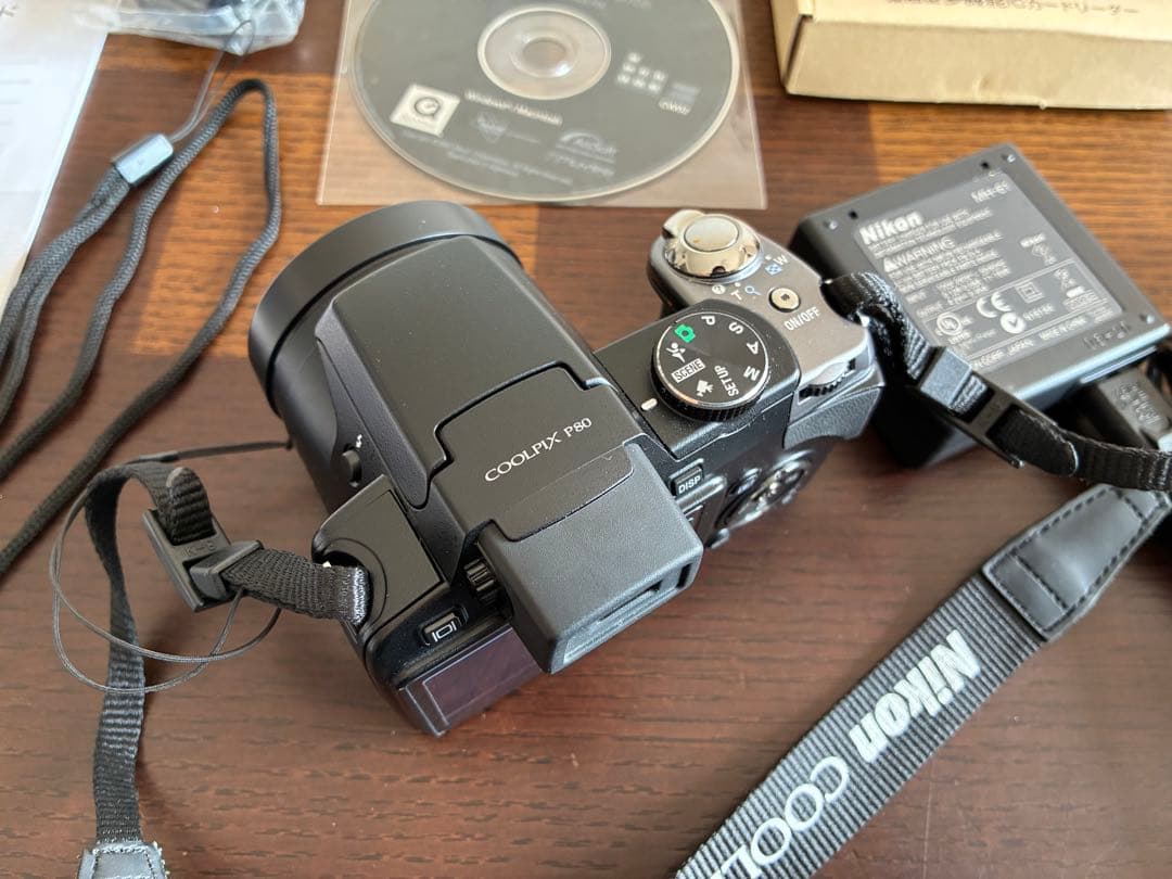 ニコン　クールピクスP80　周辺機器セット　Nikon COOLPIX P80