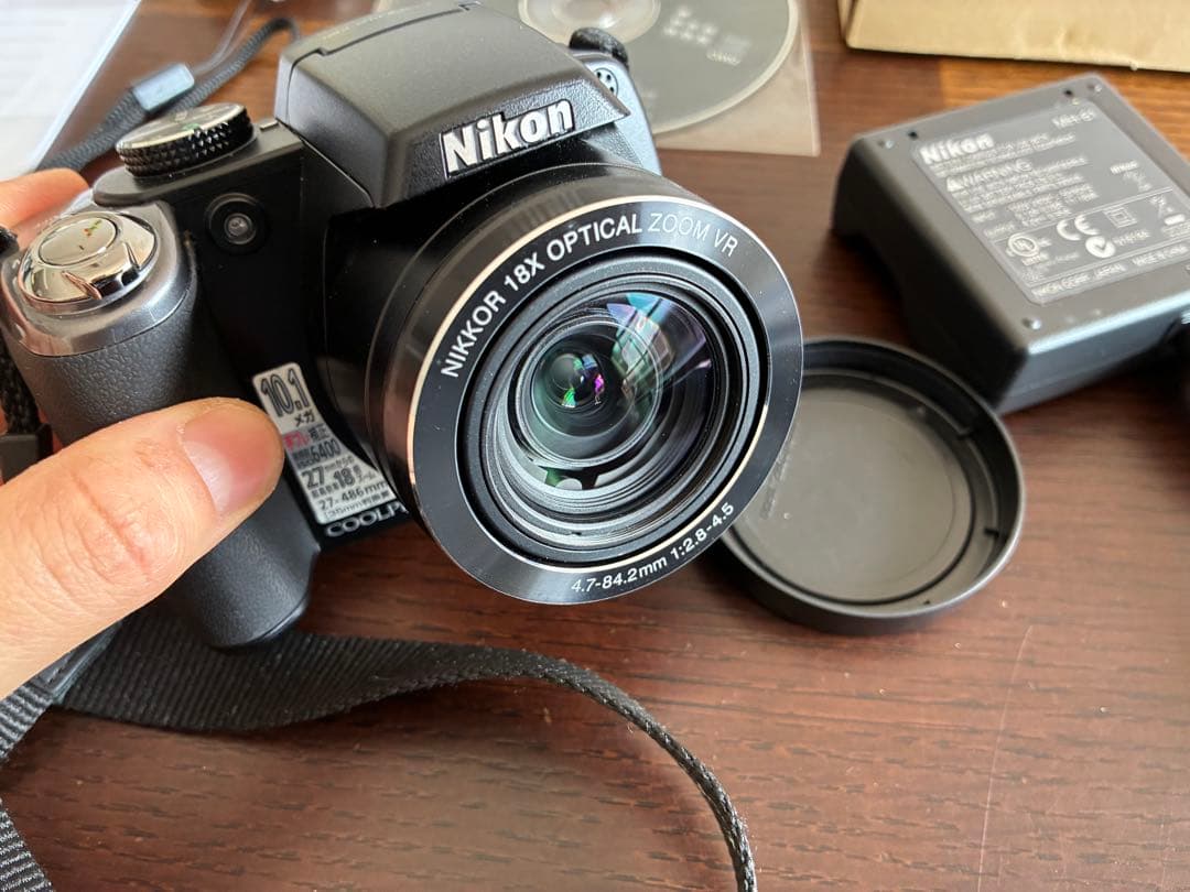 ニコン　クールピクスP80　周辺機器セット　Nikon COOLPIX P80