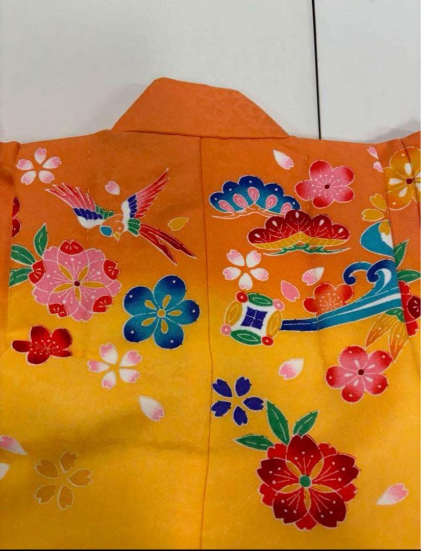 七五三　3歳女の子着物　２点セット　新品　華やか黄色　紅型風　鈴　松竹梅　鳳凰