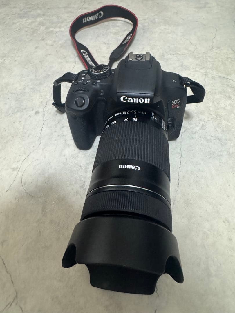 Canon EOS Kiss X9i 55-250mm望遠ズームレンズ付き