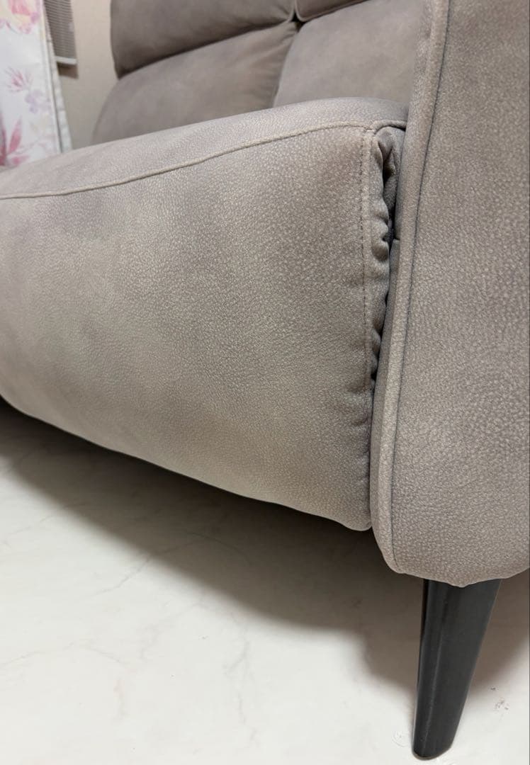 ソファ (2人掛け・一部電動リクライニング)[使用期間2年弱、定価13万円弱]