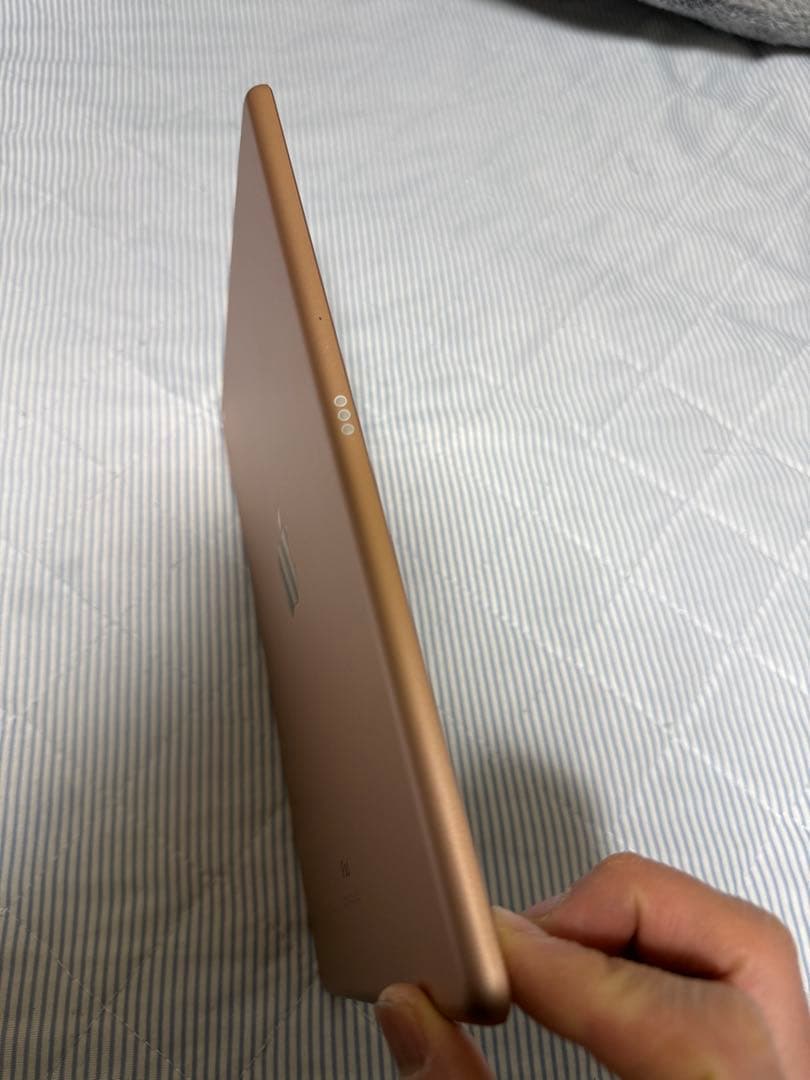 iPad 第7世代 128GB Wi-Fi A2197 95%