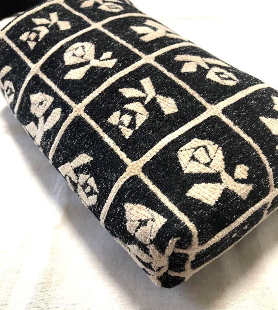 【受注製作】ミナペルホネン lulu ブラック スマホポシェット