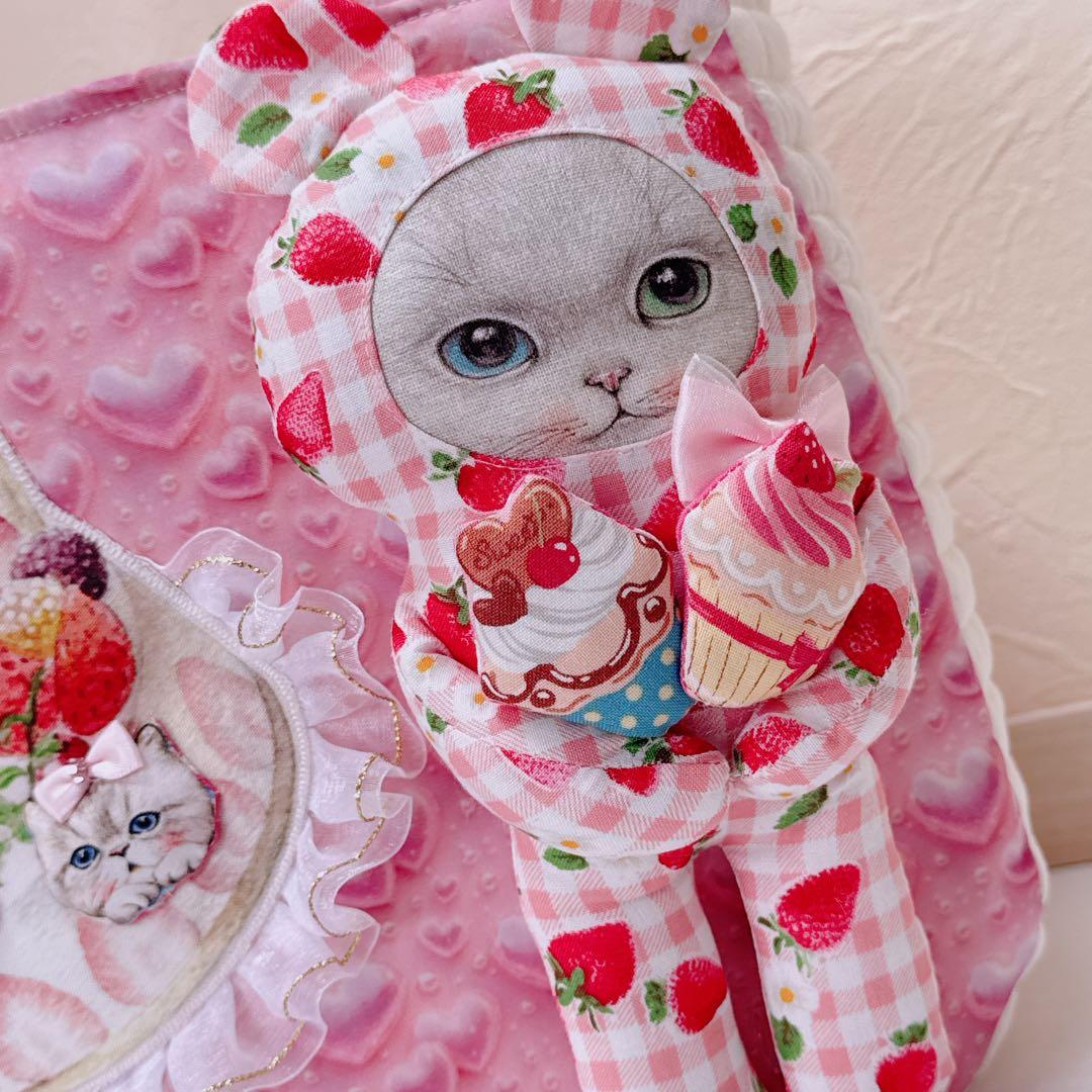 ゆ*ら様 コヤンイサムチョン♡着ぐるみオッドアイにゃんのラウンドトートバッグ！ヌ