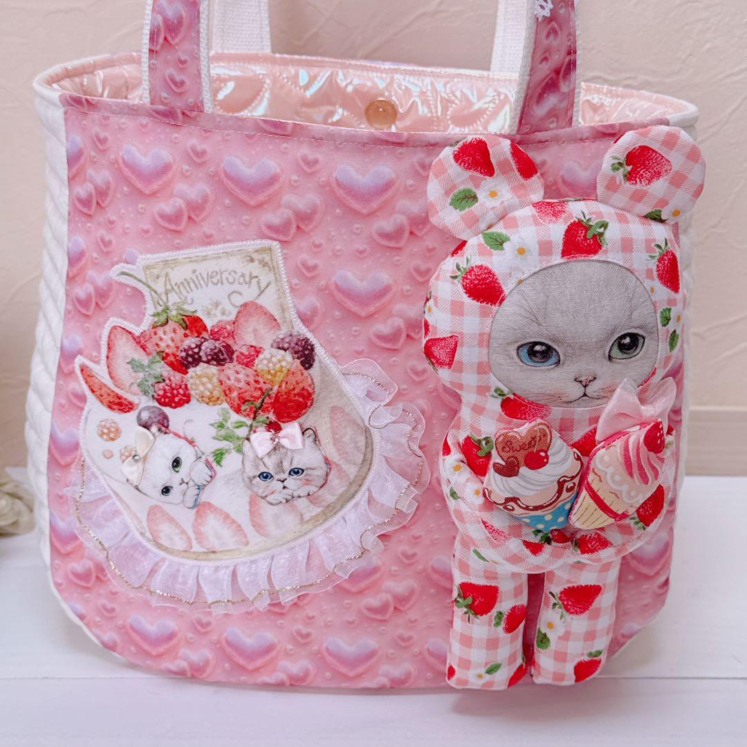 ゆ*ら様 コヤンイサムチョン♡着ぐるみオッドアイにゃんのラウンドトートバッグ！ヌ