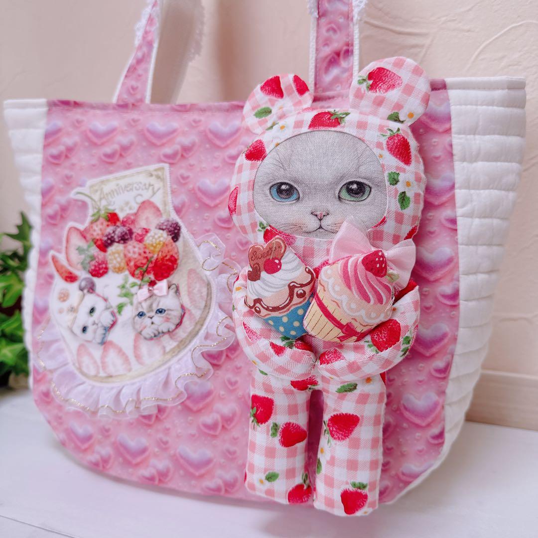 ゆ*ら様 コヤンイサムチョン♡着ぐるみオッドアイにゃんのラウンドトートバッグ！ヌ