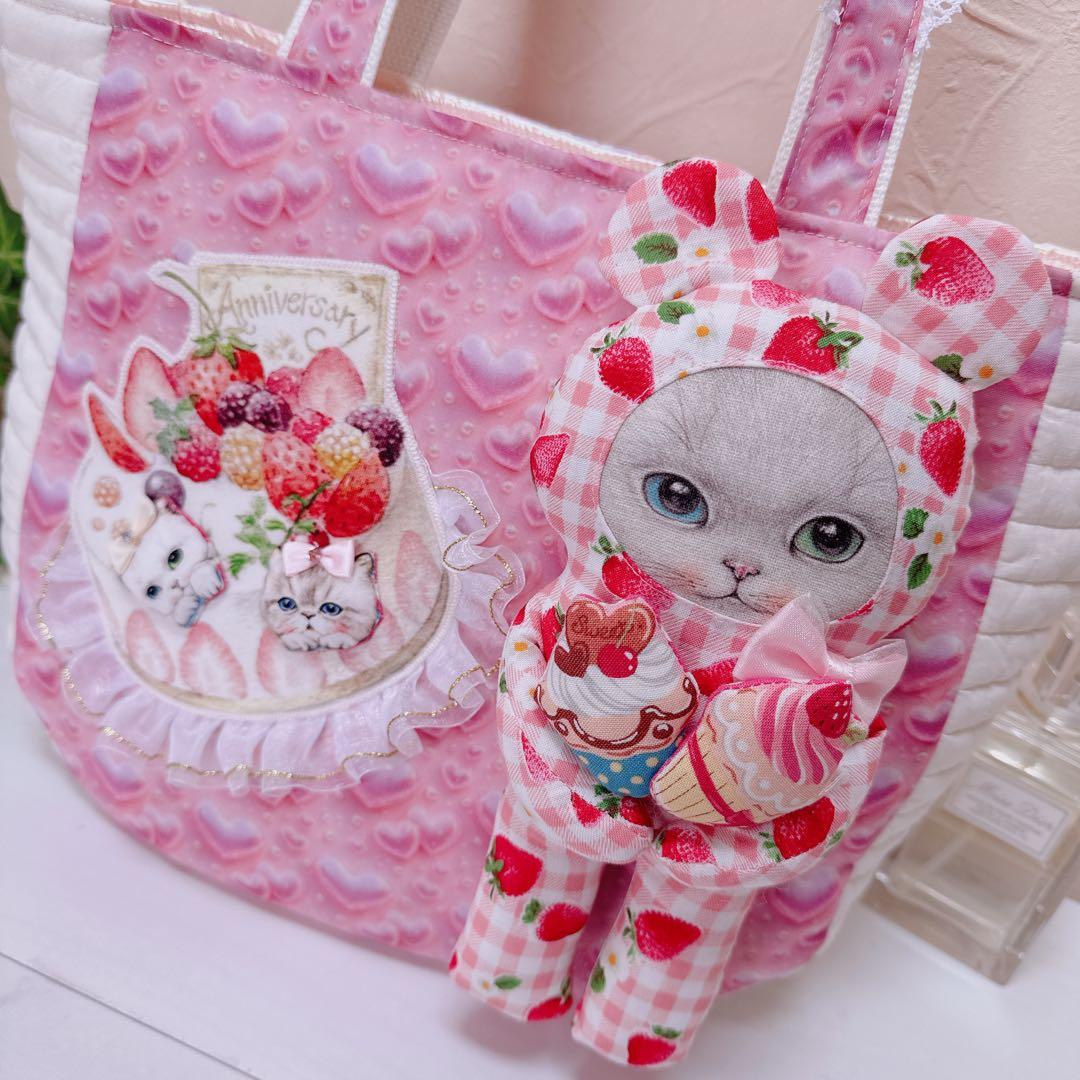 ゆ*ら様 コヤンイサムチョン♡着ぐるみオッドアイにゃんのラウンドトートバッグ！ヌ