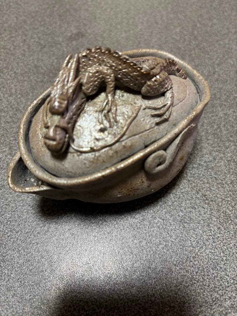 龍の香合　素晴らしい龍です。