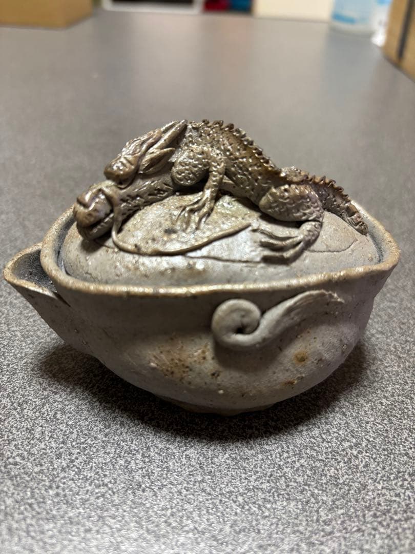 龍の香合　素晴らしい龍です。