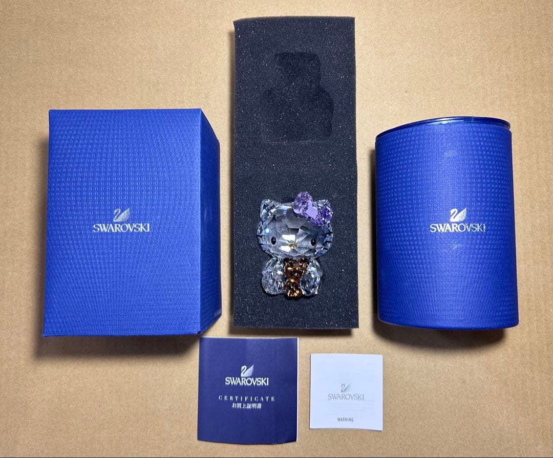 【レア】 ハローキティ スワロフスキー ベア 置物 SWAROVSKI