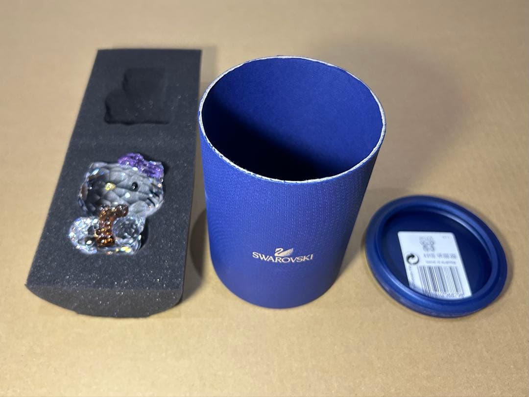 【レア】 ハローキティ スワロフスキー ベア 置物 SWAROVSKI