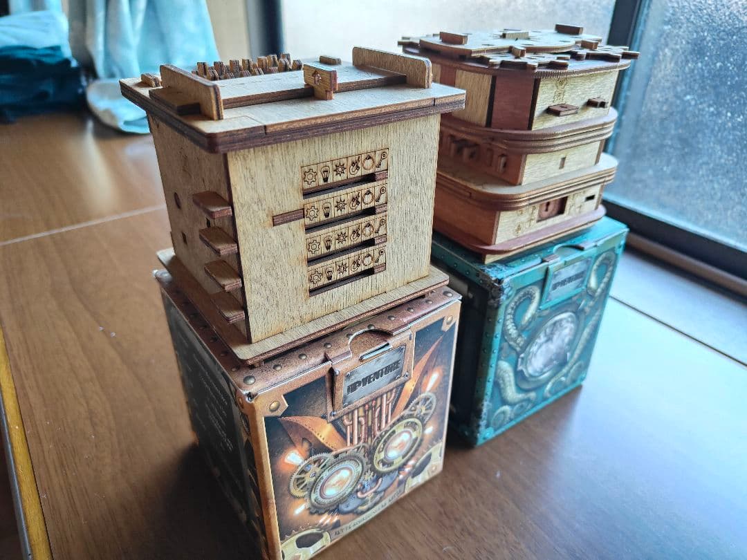 木製立体パズル　CLUEBOX　クルーボックス 2点セット　ジグゾーパズル