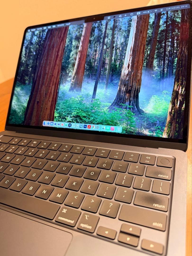 MacBook Air M2 メモリ16GB ストレージ1TB 13インチ