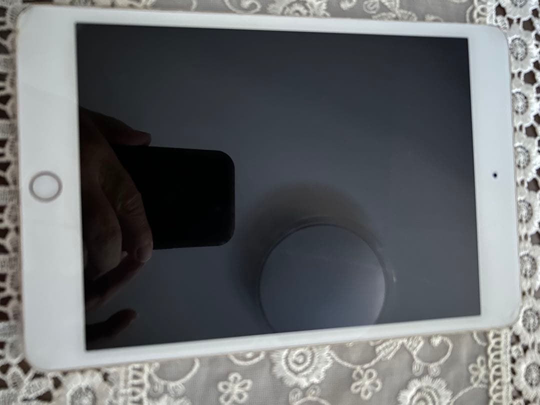 Apple iPad mini4 ゴールド