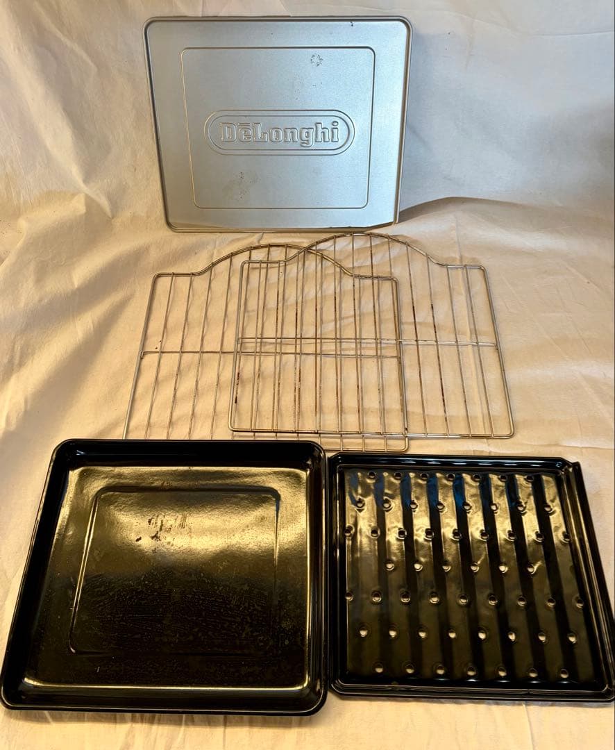 ② デロンギ EO12562J コンベクションオーブン ピザストーン付