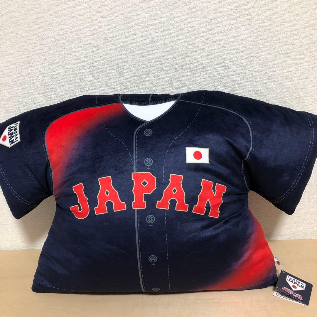 侍ジャパン ユニフォーム型超BIGクッション(全2種)&キャップ型クッション