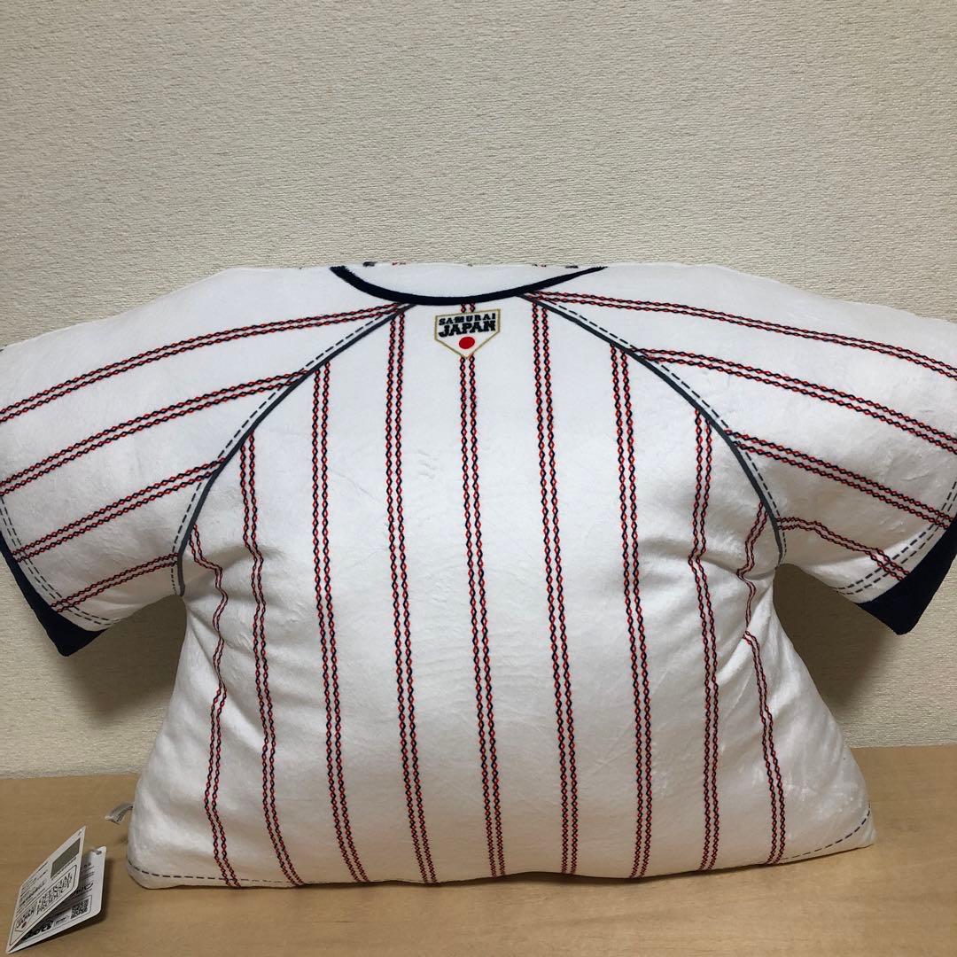 侍ジャパン ユニフォーム型超BIGクッション(全2種)&キャップ型クッション