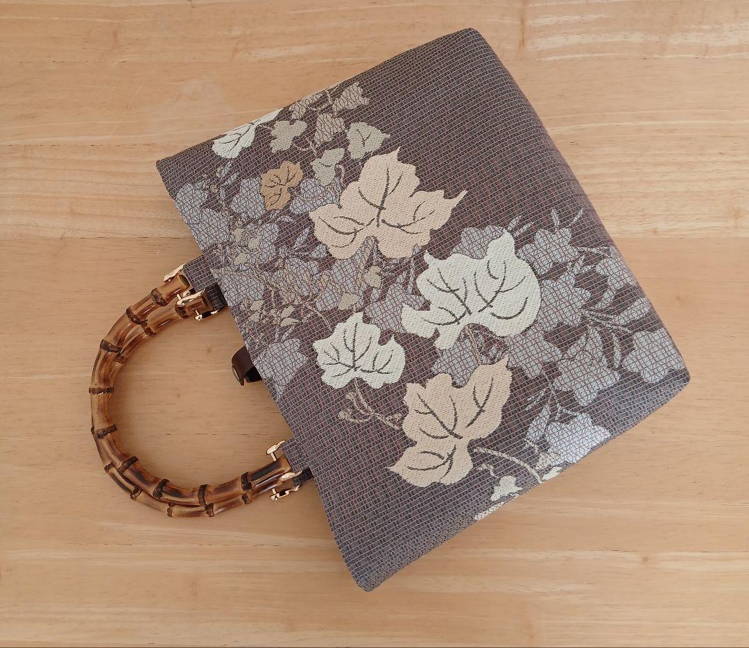 帯リメイク★ハンドメイドトートバッグ★薄茶色地に蔦模様　正絹　袋帯